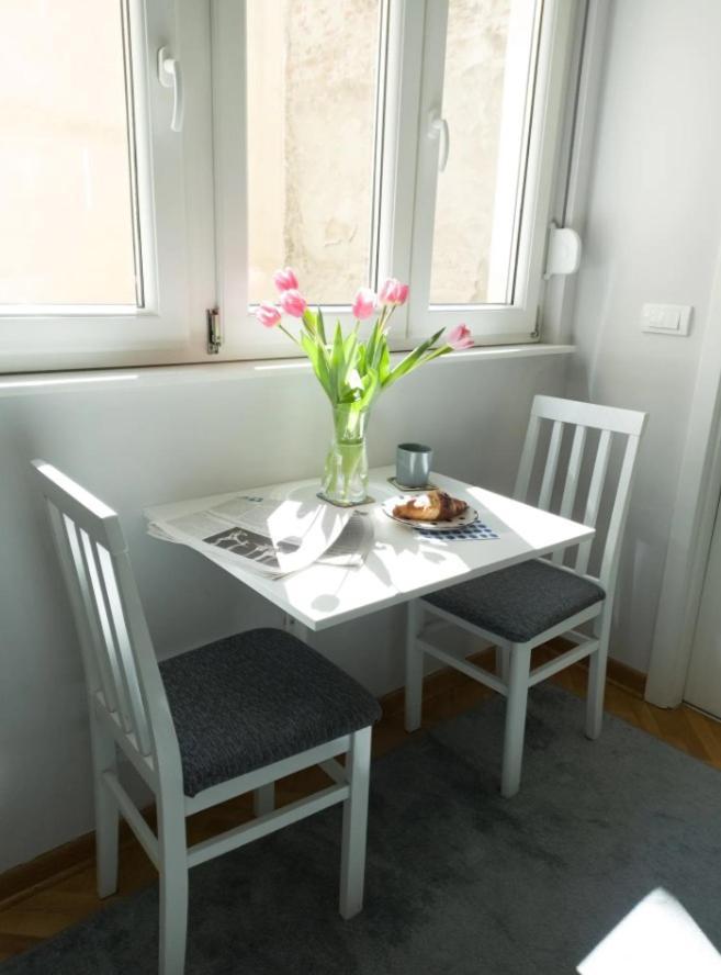 Stylish Studio In Central Location Belgrad Exteriör bild